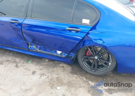 2017 BMW Alpina B7 xDrive z USA, uszkodzony, nr VIN WBA7F2C34HG423064